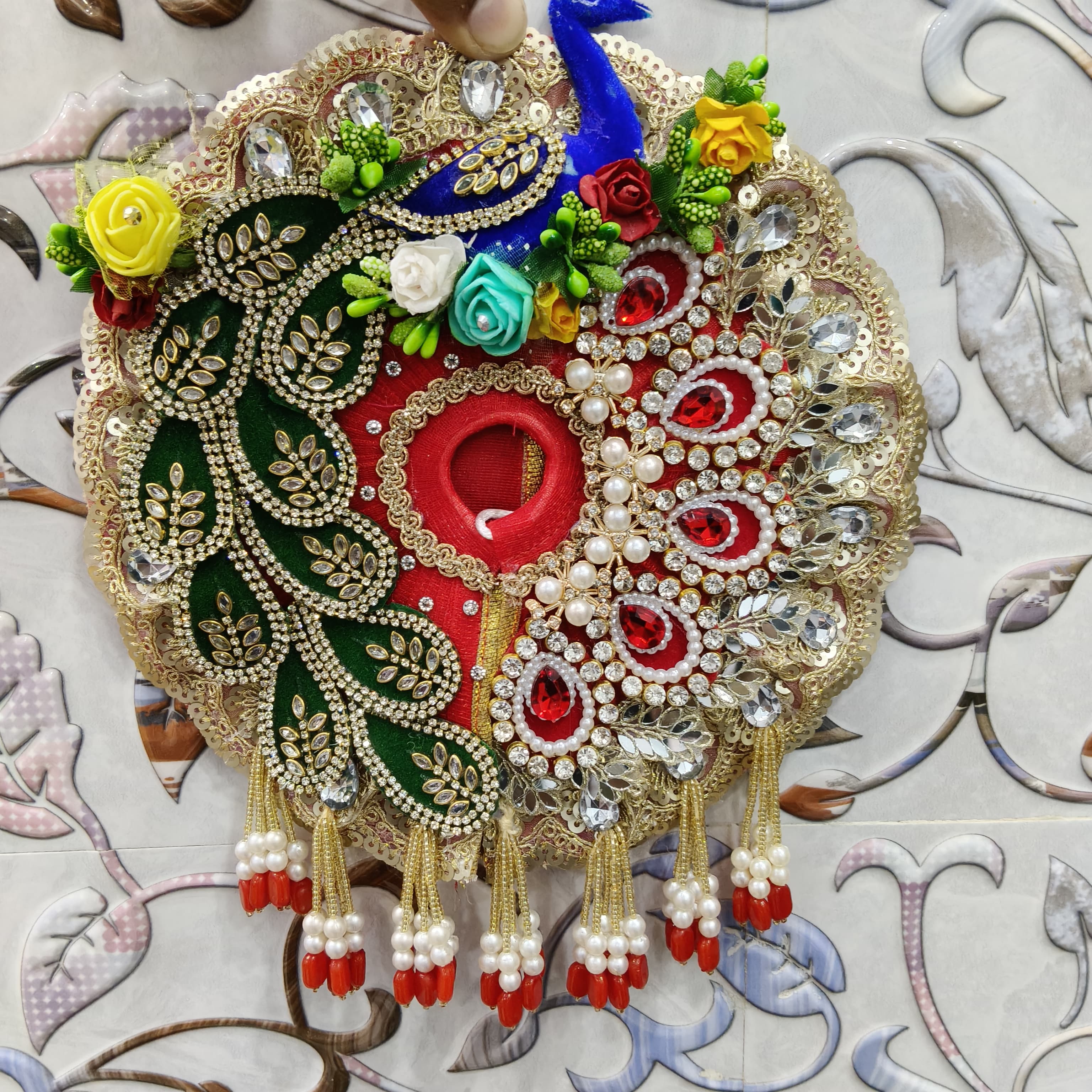Thakur Ji Poshak with Beautiful Peacock Design.